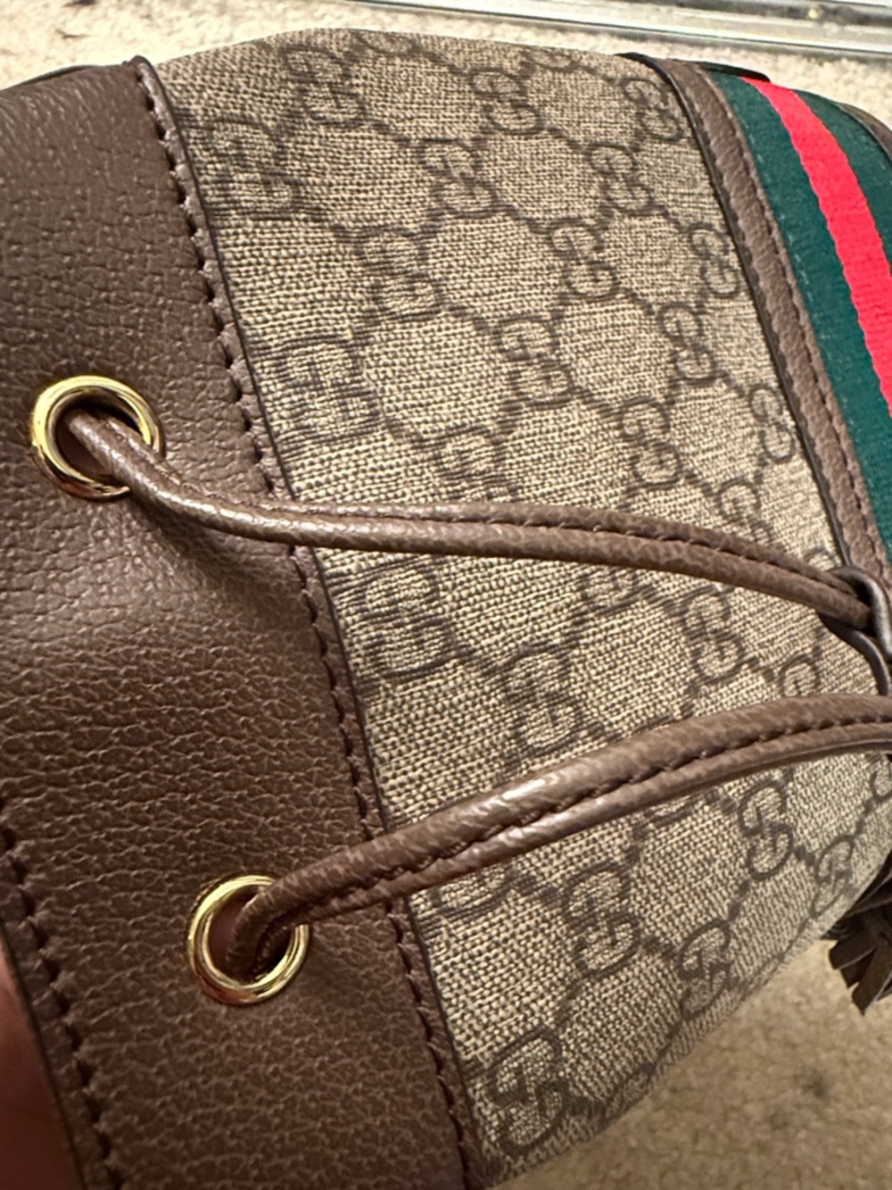 Reposhed - Gucci Ophidia GG Monogram Mini Bucket Bag - Picture 7 of 10